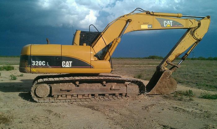 Used 2006 CATERPILLAR 320CL - EXCAVATORS