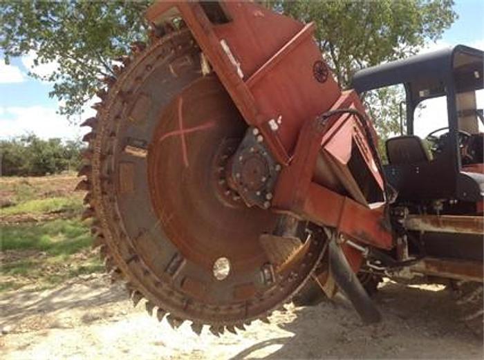Used 2003 DITCH WITCH HT115 - TRENCHERS