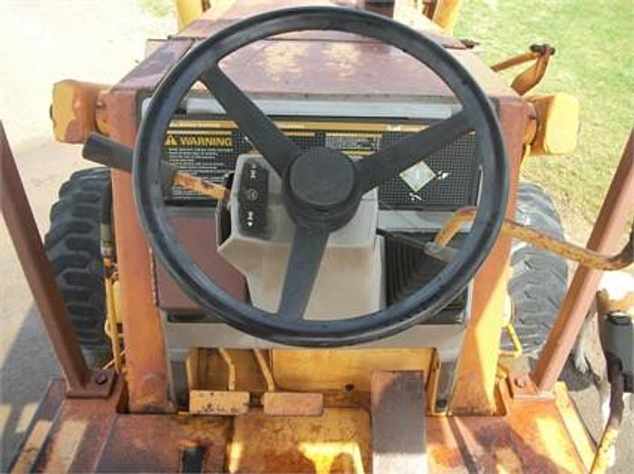 Used CASE 580K - BACKHOES