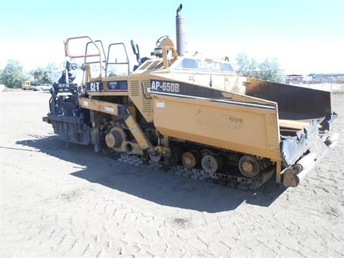 Used 1999 CATERPILLAR AP650B(9DN,PAVER) - PAVING EQUIPMENT