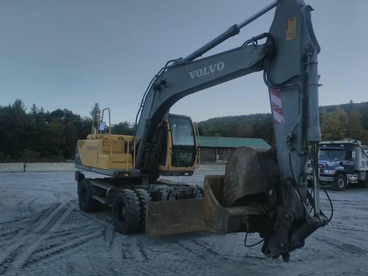 Used 2007 VOLVO EW180C