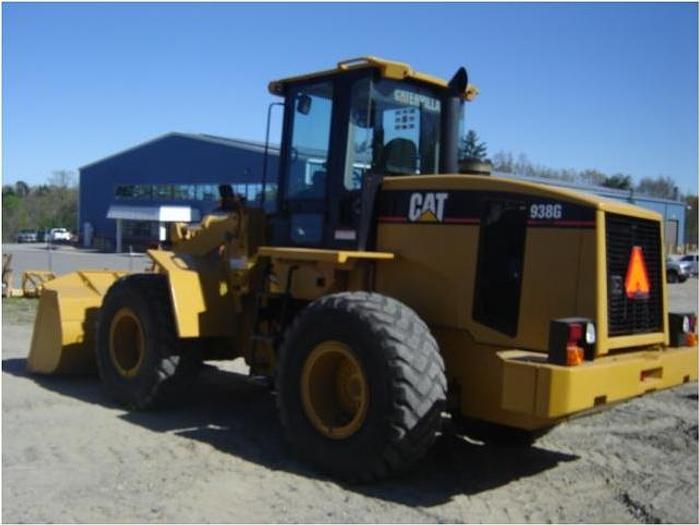 Used CATERPILLAR 938G - BACKHOES