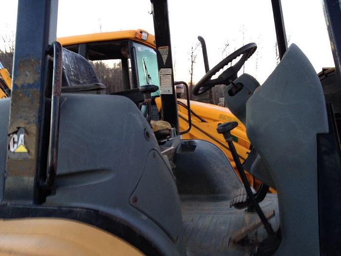 Used CATERPILLAR 420D - BACKHOES