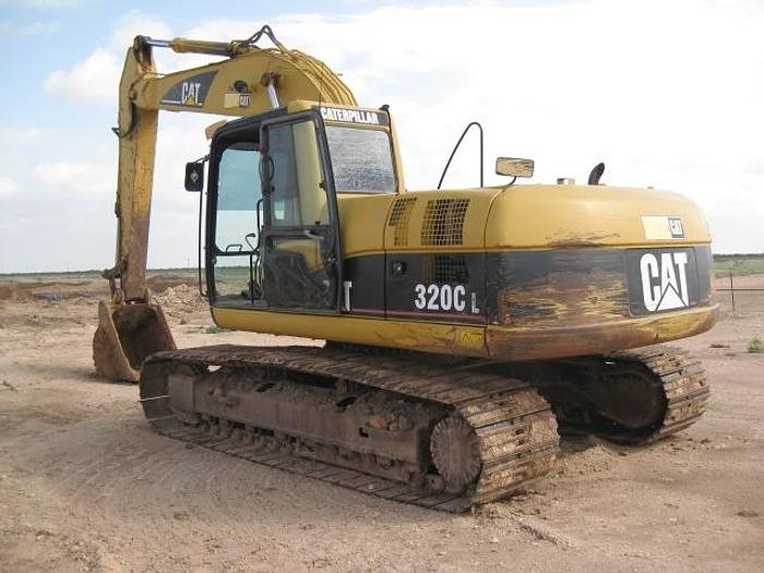 Used 2006 CATERPILLAR 320CL - EXCAVATORS