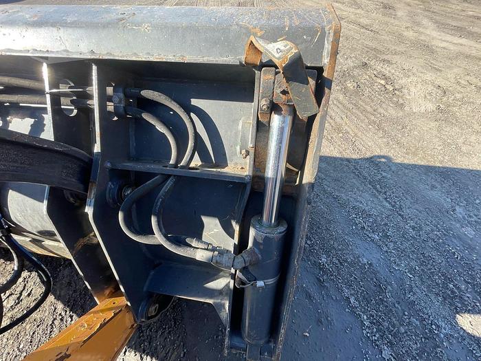 Used 2015 CASE 580 SN - BACKHOES