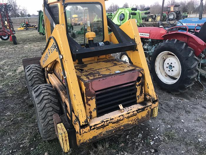 Used 1990 JOHN DEERE 675B - SKID STEER LOADERS