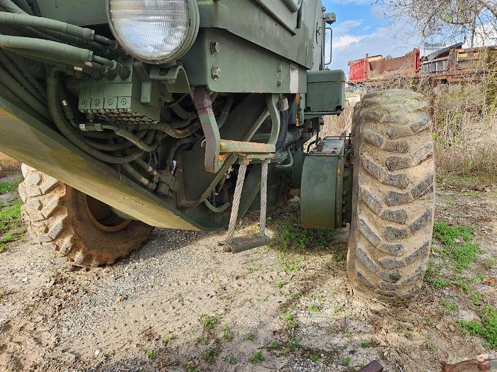 Used 1985 CATERPILLAR 130G - MOTOR GRADERS