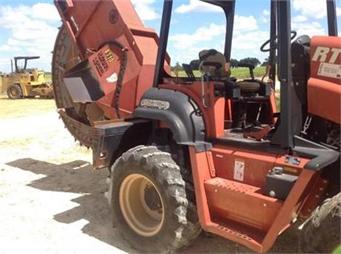 Used 2003 DITCH WITCH HT115 - TRENCHERS