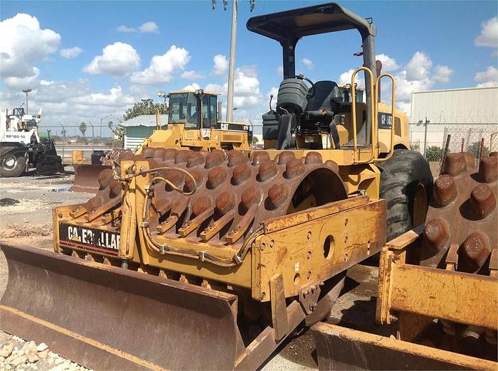 Used 2000 CATERPILLAR CP563D - COMPACTORS