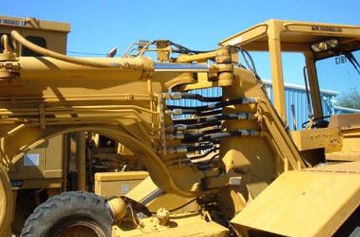 Used 1990 CATERPILLAR 613C(92X) - SCRAPERS