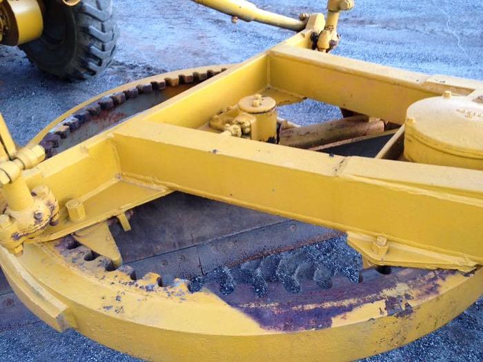 Used CATERPILLAR 12 - MOTOR GRADERS