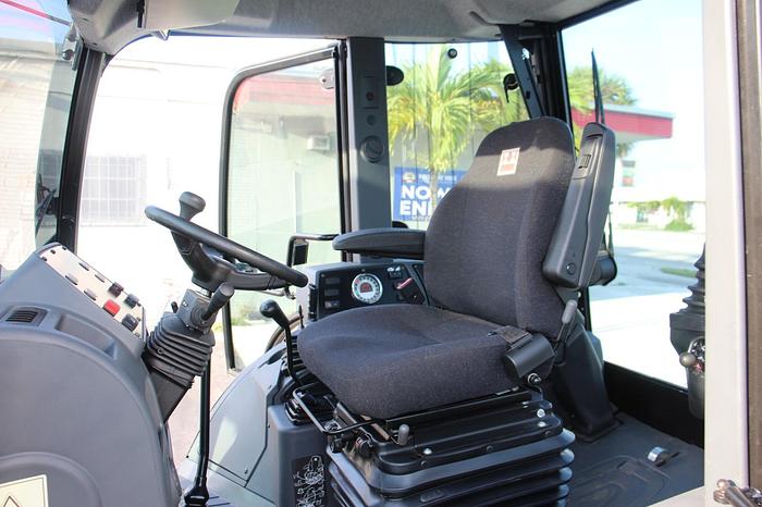 Used TEREX TLB830 - BACKHOES