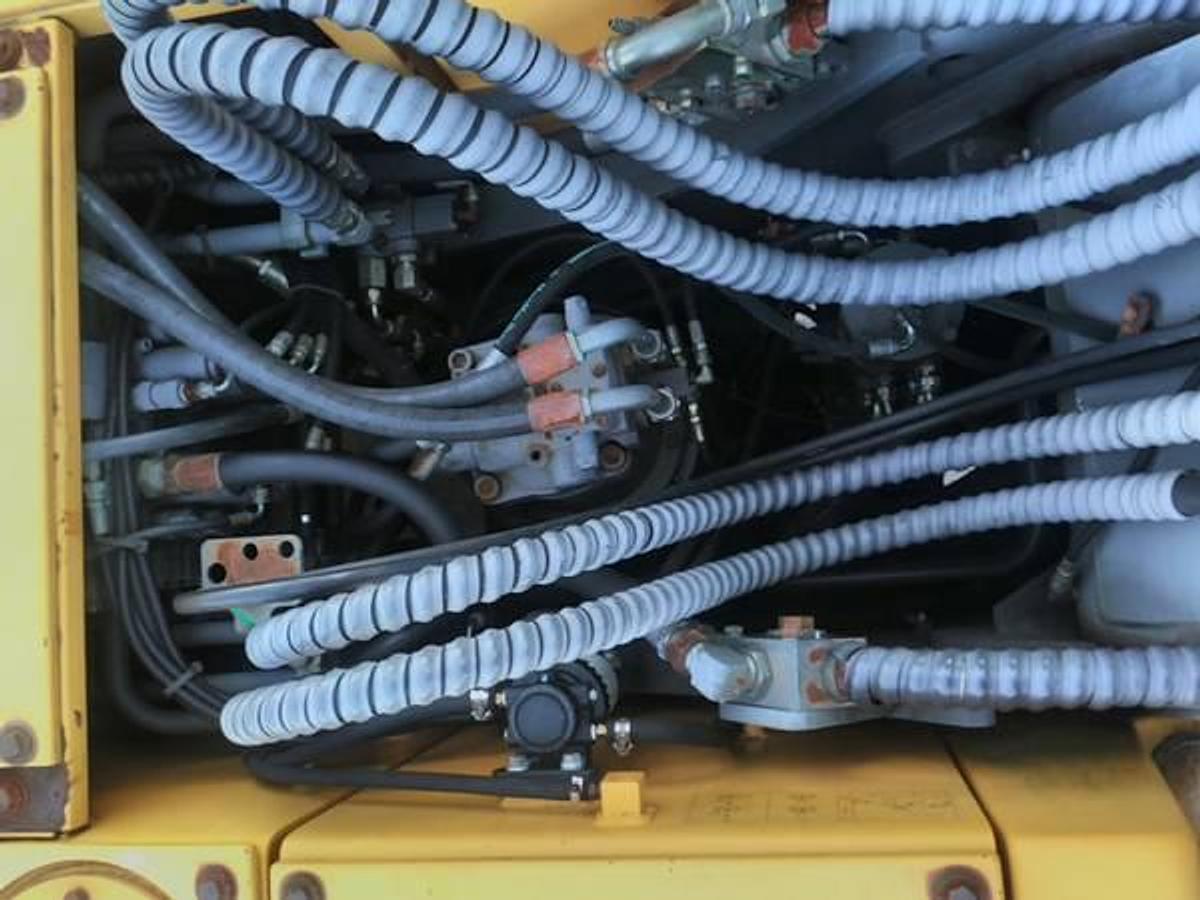 Used 2007 VOLVO EW180C