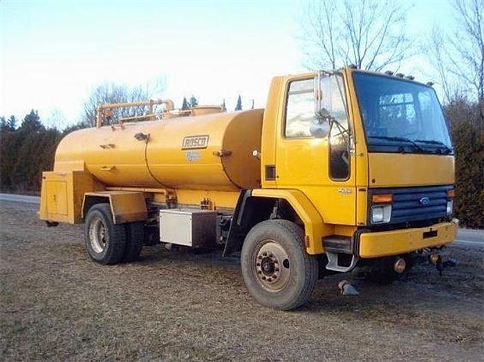 Used 1995  FORD CFT8000 - WATER TANK & WATER TRUCK