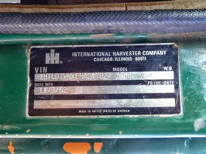 Used 1984 HIAB 105 - KNUCKLEBOOM