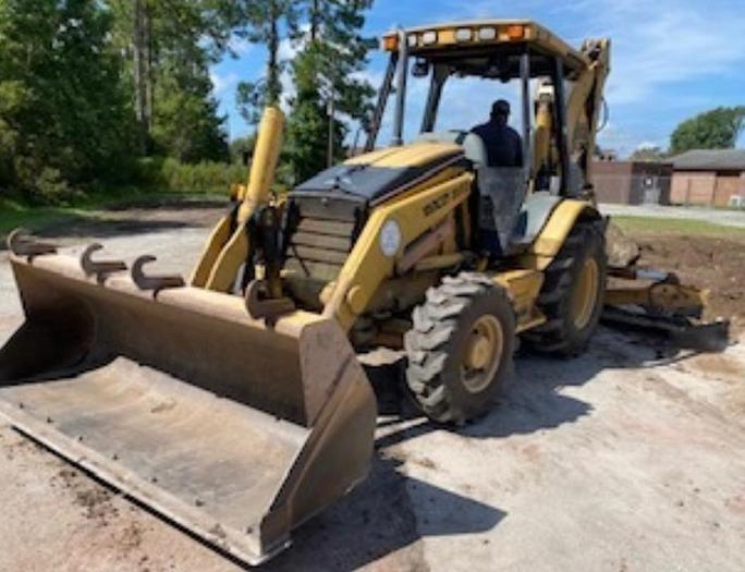 Used 2005 CATERPILLAR 430D - BACKHOES