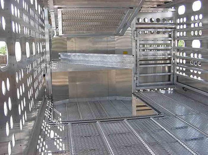 Used MERRITT 52 FT BY 102 - LIVESTOCK