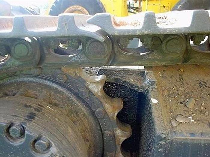 Used 2001 KOMATSU PC200LC6 - EXCAVATORS