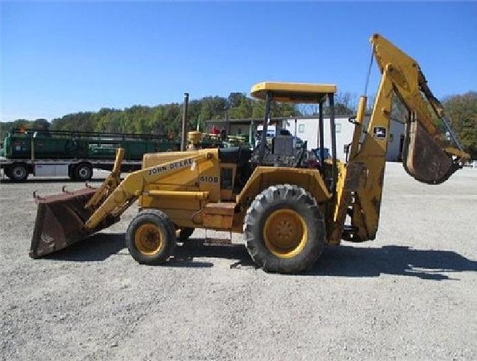Used 1985 JOHN DEERE 410B - BACKHOES