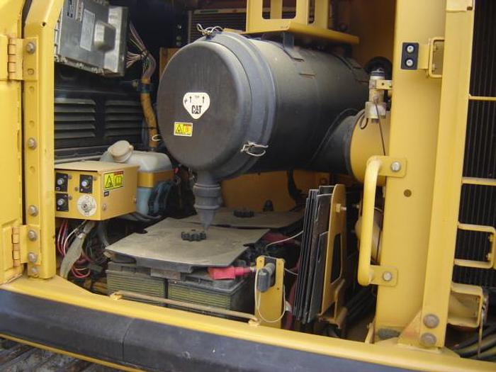 Used 2006 CATERPILLAR 330DL - EXCAVATORS