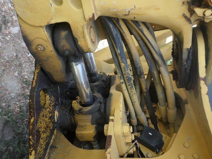 Used CATERPILLAR 416B - BACKHOES