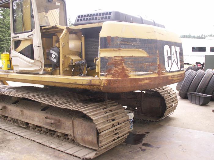 Used 2001 CATERPILLAR 320BL - EXCAVATORS