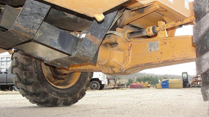 Used 2003 CASE 580M - BACKHOES