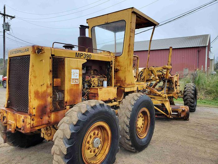 Used 1974 CATERPILLAR 12G - MOTOR GRADERS