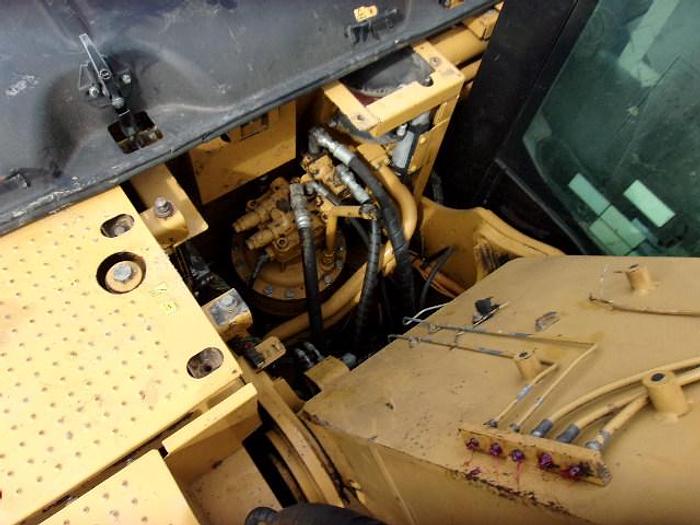 Used 2009 CATERPILLAR 320D LRR - EXCAVATORS