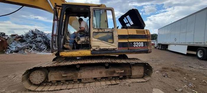 Used 2000 CATERPILLAR 320BL(6CR) - EXCAVATORS