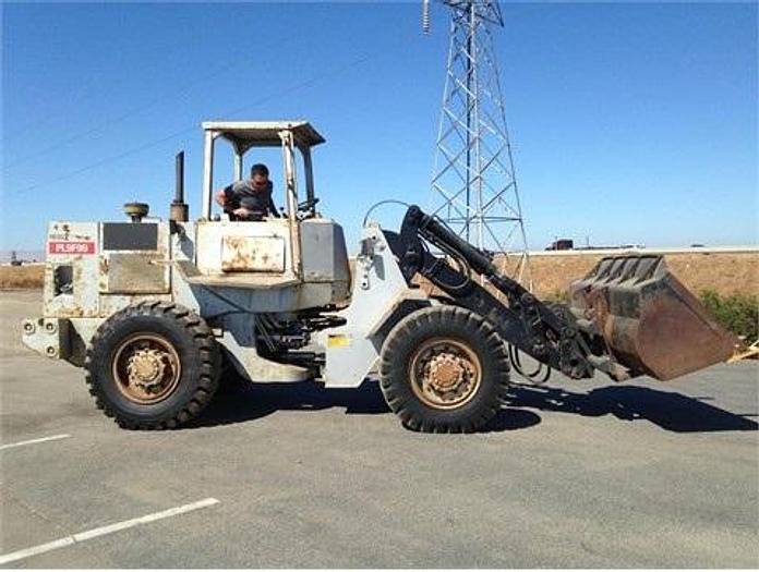 Used 1988 CATERPILLAR IT28B - WHEEL LOADERS