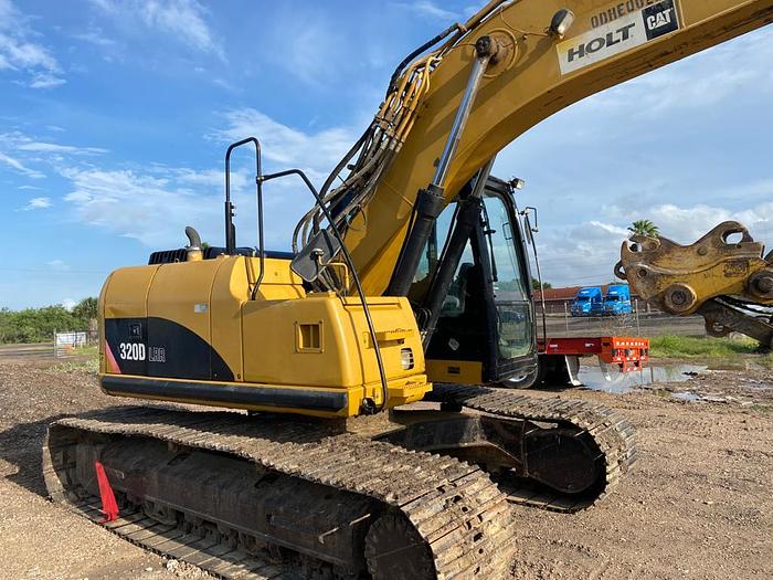 Used 2011 CATERPILLAR 320D LRR - EXCAVATORS