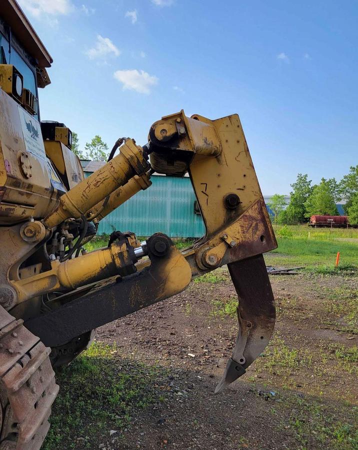 Used 2005 CATERPILLAR D8T