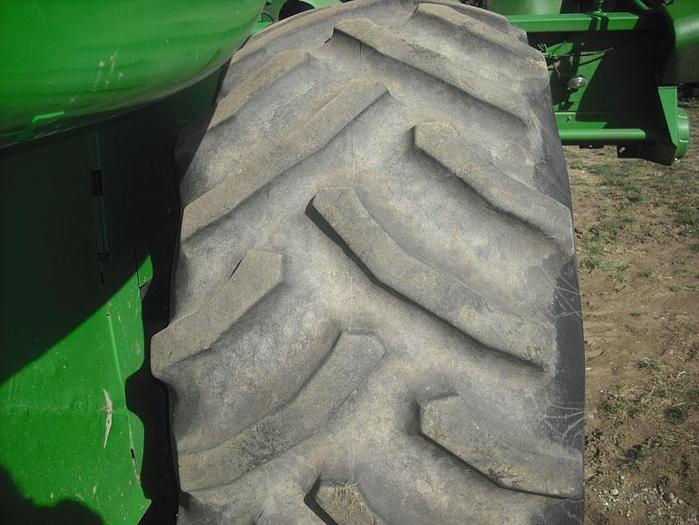 Used 2002 JOHN DEERE 9550 - COMBINES