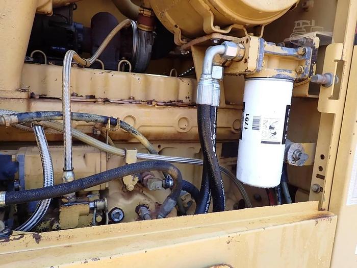 Used 2001 CATERPILLAR 12H - MOTOR GRADERS