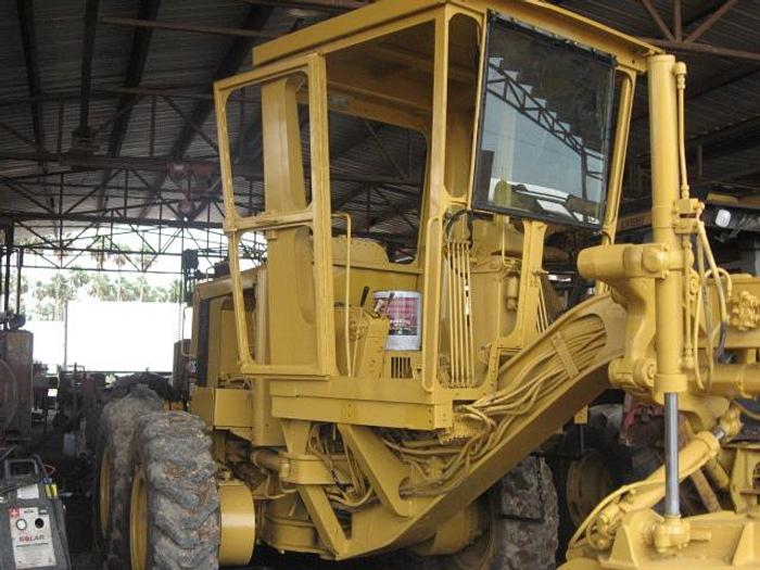 Used 1974 CATERPILLAR 12G - MOTOR GRADERS