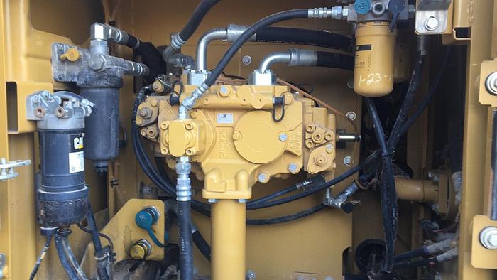 Used 2013 CATERPILLAR 320E - EXCAVATORS