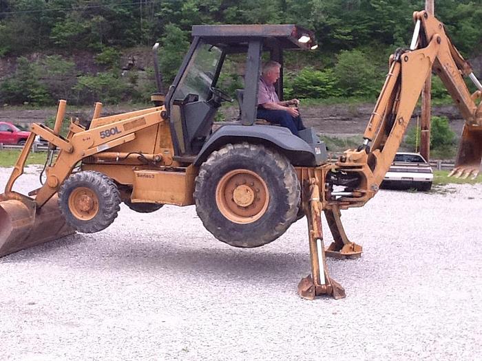 Used 2000 CASE 580L - BACKHOES