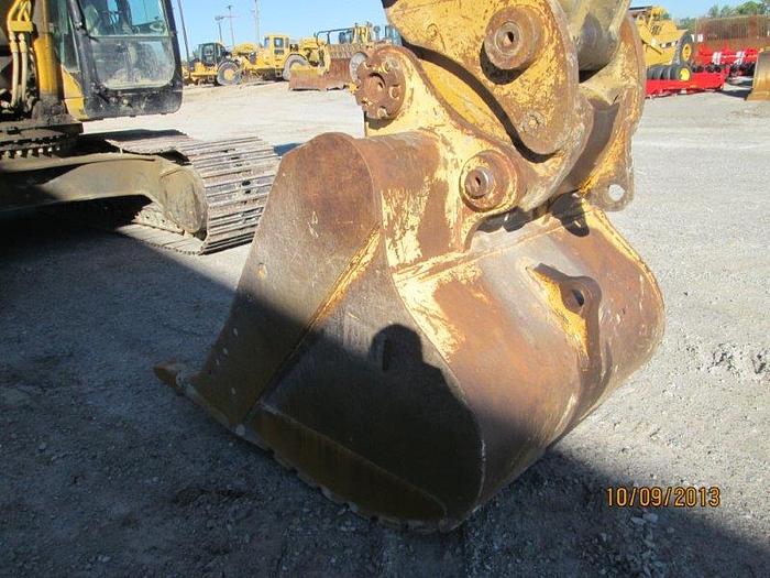 Used CATERPILLAR 330CL - EXCAVATORS
