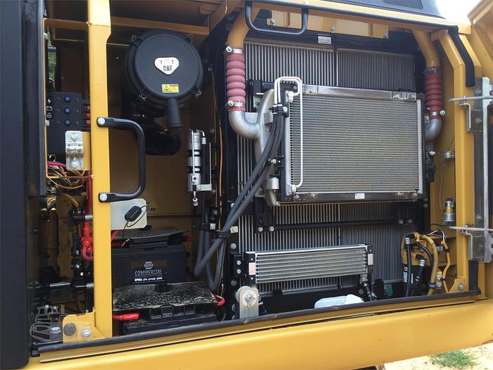 Used 2013 CATERPILLAR 320E - EXCAVATORS