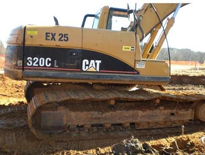 Used 2001 CATERPILLAR 320C L - EXCAVATORS