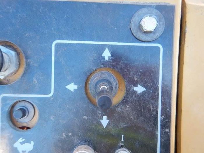 Used 2011 CATERPILLAR PM201(COLD PLANER) - PAVING EQUIPMENT