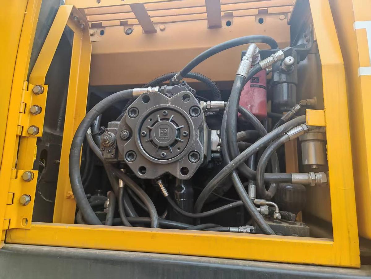 Used 2001 VOLVO EW170