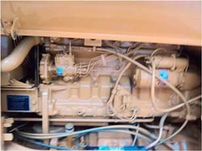 Used 1990 JOHN DEERE 570B - MOTOR GRADERS