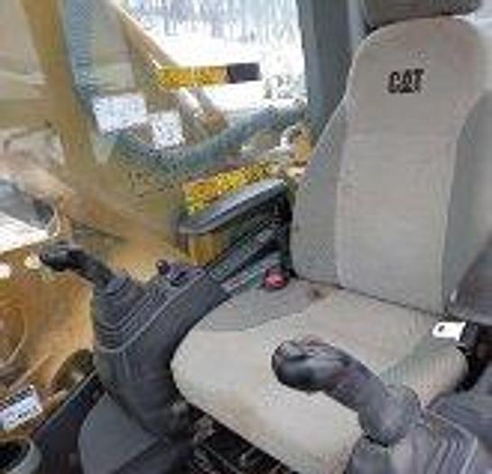 Used 2006 CATERPILLAR 330DL - EXCAVATORS