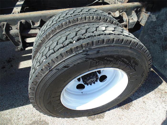 Used 2001 FREIGHTLINER FL70  - DUMP TRUCK