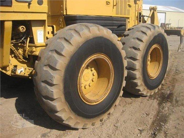 Used 1997 CATERPILLAR 14H - MOTOR GRADERS