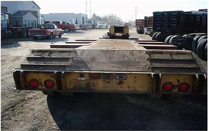 Used 1980 TRANSPORT TRI-AXLE - LOWBOYS