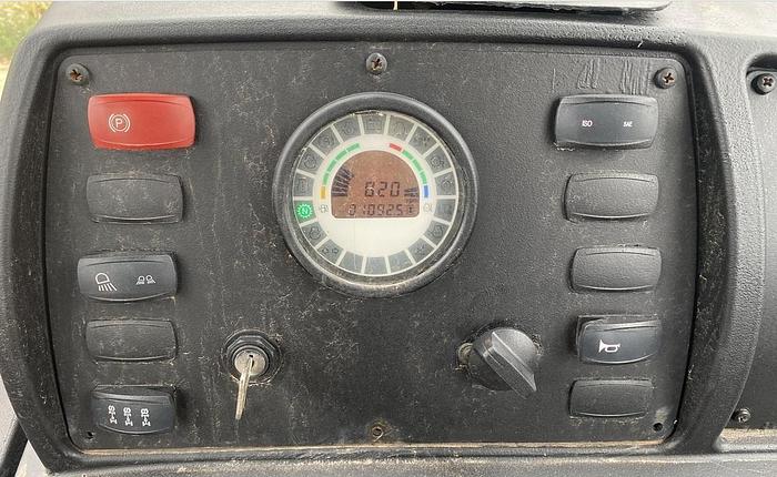 Used TEREX TLB840R - BACKHOES