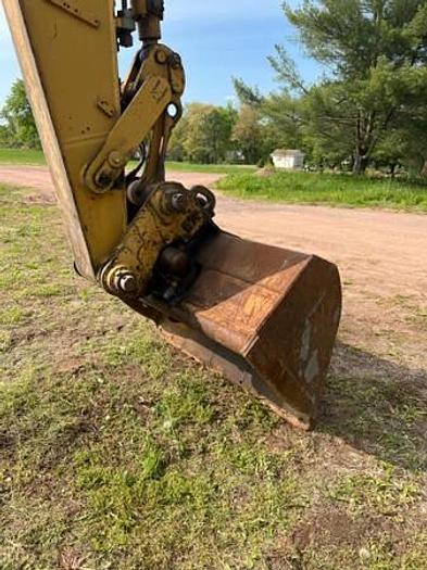 Used 2001 CATERPILLAR M312 - EXCAVATORS